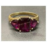 14 KT Yellow Gold Ring with Amethyst Stones