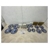 18-Piece Blue Willow Dinnerware