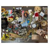 Jewelry With Accessories