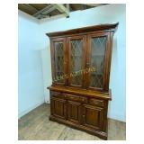 China Cabinet with Glass Doors