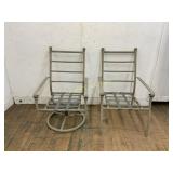 2 Patio Chairs with Swivel Base