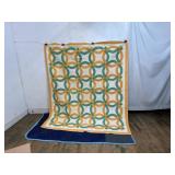 Double Wedding Ring Patchwork Quilt