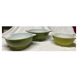 Set of Three Pyrex Green Nesting Mixing Bowls