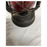 Stratco Metal Kerosene Lantern with Red Globe