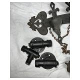 Decorative Iron Hardware Set with Chain