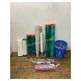 11 Pieces Plastic Wraps and Can