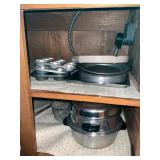 Collection of Kitchen Cookware and Bakeware