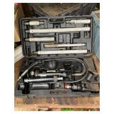 4-Ton Hydraulic Body Repair Kit in Case