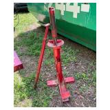 Northern Industrial Post Puller with Handle