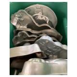 Assorted Aluminum Character Cake Pans