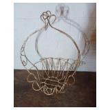 Metal Wire Floral Basket Stand