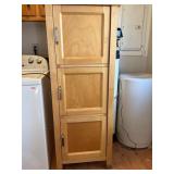 Wooden ï¿½Cabinet with 3Doors