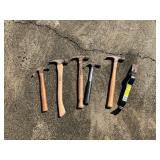 Assorted Claw Hammers and Pry Bar Set