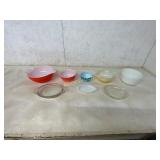 9 ï¿½Pyrex and Fire-King Pieces