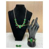 Green Oval Cabochon Jewelry