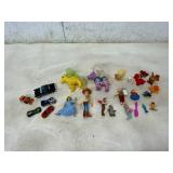 23 Mixed Figures and Vehicle