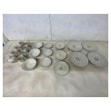 40-Pieces Dinnerware