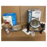 Waffle Maker And Bakeware