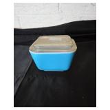 Pyrexï¿½ Dish with Lid