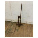Vintage Screw-Style Jack