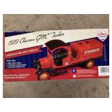 1:33 Scale 1919 Chevron GMC Tanker Die-Cast Model