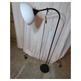 Flexible Metal Floor Lamp With Dome Shade