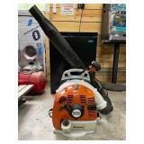 Stihl BR 700 Backpack Leaf Blower