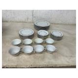 Royal Jackson Fine China Dinnerware