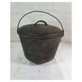 Cast Iron Dutch Oven with Wire Handle