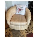 Upholstered Barrel Chair