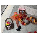 Fall and Halloween Decor