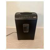 Paper Shredder by Pen+Gear