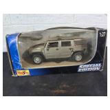 Maisto 1:27 Diecast Hummer Truck in Box