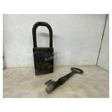 Large Taylor Tin Padlock With Key