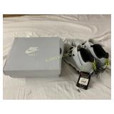 Basketball Shoes with Nike Box