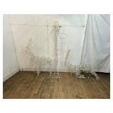 2 Lighted Reindeer and Lamp Post