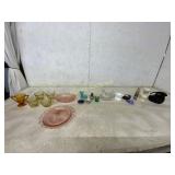 18 Glass and Ceramic Pieces