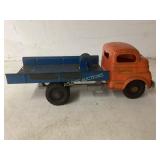 Structoï¿½ Machinery Hauling Truck