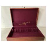 Naken Wooden Silverware Chest with Velvet Interior