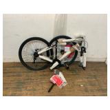 Schwinn Hybrid Bike (Needs Assembly)