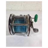 PENN No. 309 Fishing Reel with Green Handle