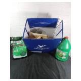 Box Lot of Assorted Garage Items