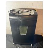 Staples Paper Shredder with Waste Bin