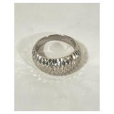 925 Sterling Silver Ring with Diamond Pattern