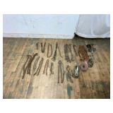 Industrial Chains, Straps, and Pulleys