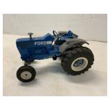 Die-Cast Ford 8600 Tractor Model Toy