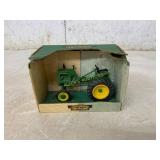 John Deere Model LA Tractor 1/16th Scale
