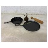 Cast Iron Cookware and Wooden Mallet Set