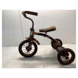 ÂRed Metal Tricycle with Pedals