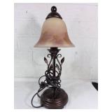 Tiffany Style Table Lamp With Floral Shade